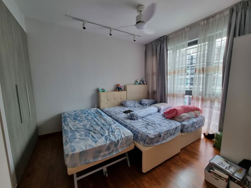 Esparina Residences, 113 Compassvale Bow, 3 Bedrooms, 1,163 sqft, Executive Condominium For Sale, by JS Lee, 500222685 - Bedroom - PropertyGuru.com.sg
