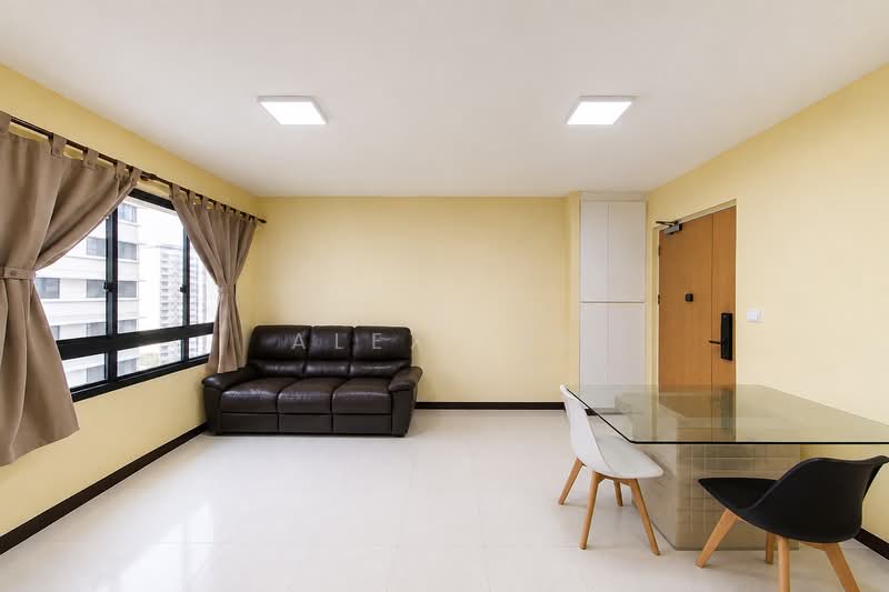 258B Punggol Field, 258B Punggol Field, 2 Bedrooms, 732 sqft, HDB Flat For Sale, by Alex Lee, 500222686 - Living Room - PropertyGuru.com.sg