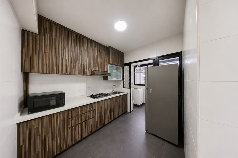 258B Punggol Field, 258B Punggol Field, 2 Bedrooms, 732 sqft, HDB Flat For Sale, by Alex Lee, 500222686 - Kitchen - PropertyGuru.com.sg