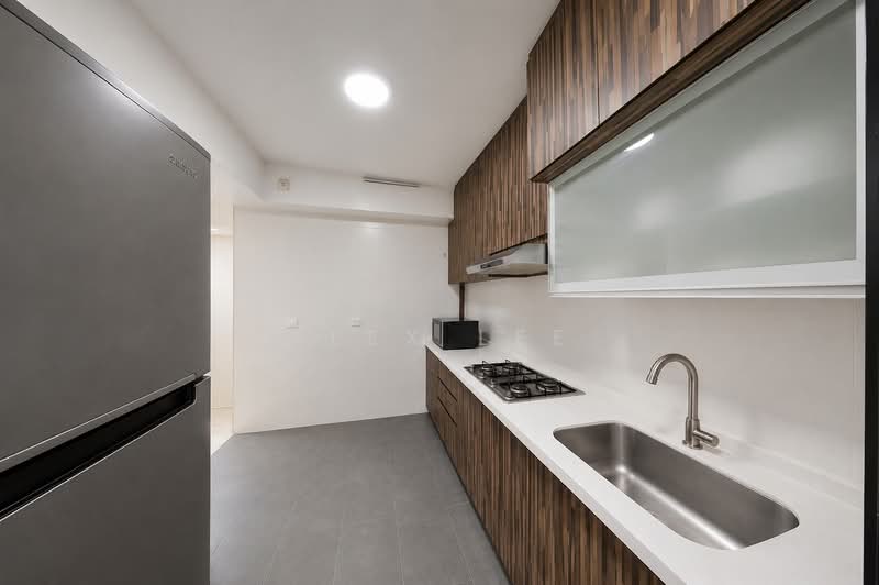 258B Punggol Field, 258B Punggol Field, 2 Bedrooms, 732 sqft, HDB Flat For Sale, by Alex Lee, 500222686 - Kitchen - PropertyGuru.com.sg