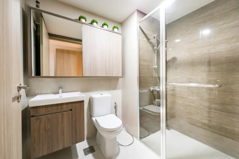 Sol Acres, 8 Choa Chu Kang Grove, 3 Bedrooms, 1,066 sqft, Executive Condominium For Sale, by Athalia Soon Sze Yin, 500222688 - Bathroom - PropertyGuru.com.sg