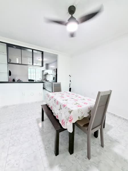 909 Jurong West Street 91, 909 Jurong West Street 91, 3 Bedrooms, 1,162 sqft, HDB Flat For Sale, by Nona Kirana, 500222693 - Dining Room - PropertyGuru.com.sg