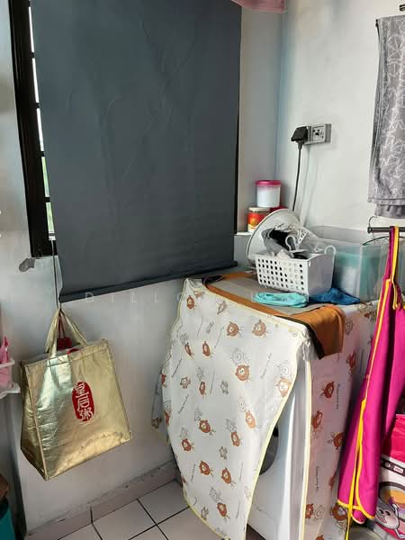 680C Jurong West Central 1, 680C Jurong West Central 1, Room Rental, 120 sqft, HDB Flat For Rent, by Dillon Loh, 500222695 - Laundry area - PropertyGuru.com.sg