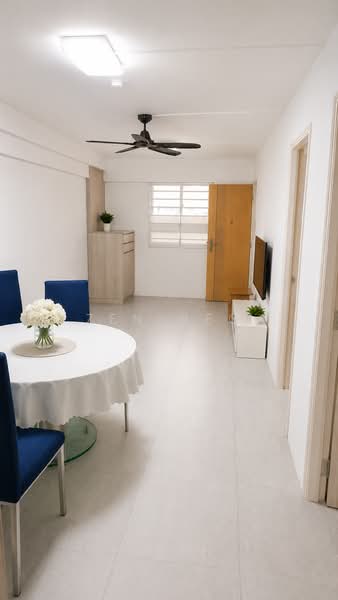 214 Tampines Street 23, 214 Tampines Street 23, 2 Bedrooms, 721 sqft, HDB Flat For Sale, by Zen Neo, 500222709 - Living Room - PropertyGuru.com.sg