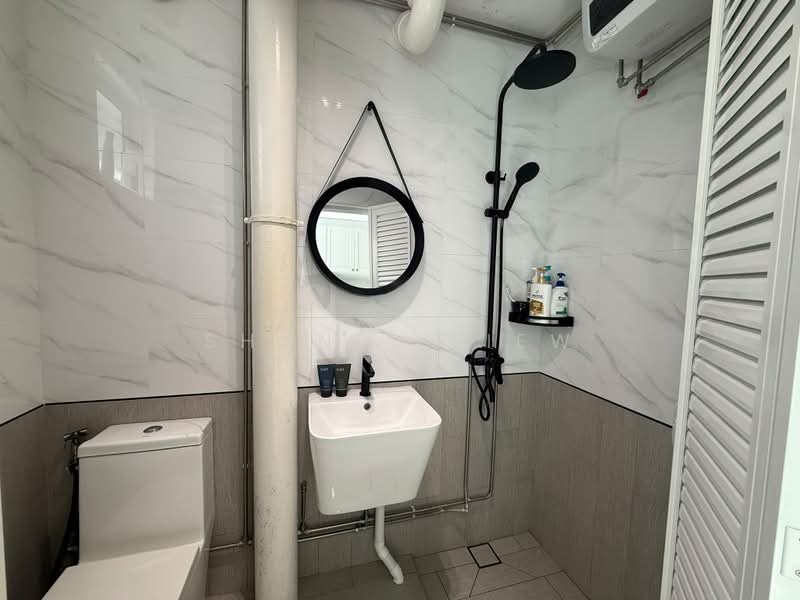 868 Tampines Street 83, 868 Tampines Street 83, 3 Bedrooms, 1,302 sqft, HDB Flat For Rent, by Shanel Liew, 500222712 - Bathroom - PropertyGuru.com.sg