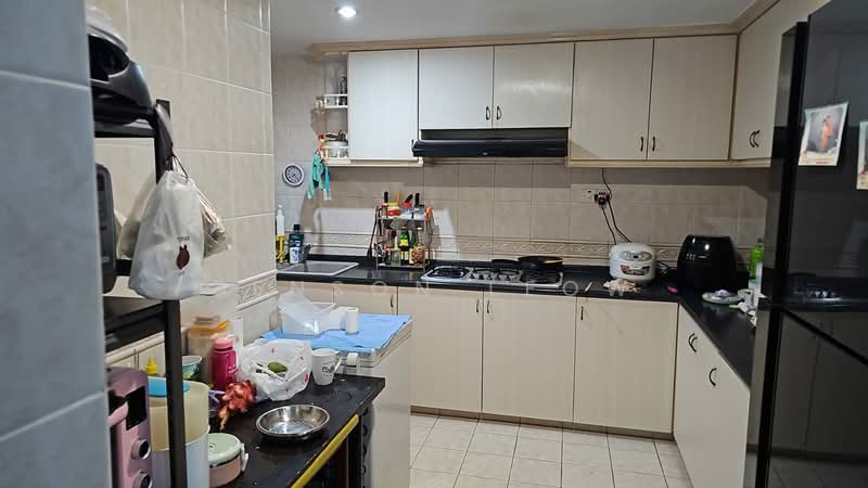 Shelford Regency, 65 Shelford Road, 3 Bedrooms, 1,302 sqft, Condominium For Rent, by Benson Leow, 500222715 - Kitchen - PropertyGuru.com.sg