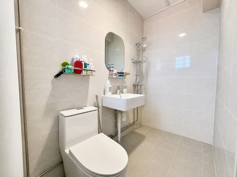 251 Choa Chu Kang Avenue 2, 251 Choa Chu Kang Avenue 2, 4 Bedrooms, 1,345 sqft, HDB Flat For Sale, by Yong Wee Foong 杨伟锋, 500222719 - Bathroom - PropertyGuru.com.sg