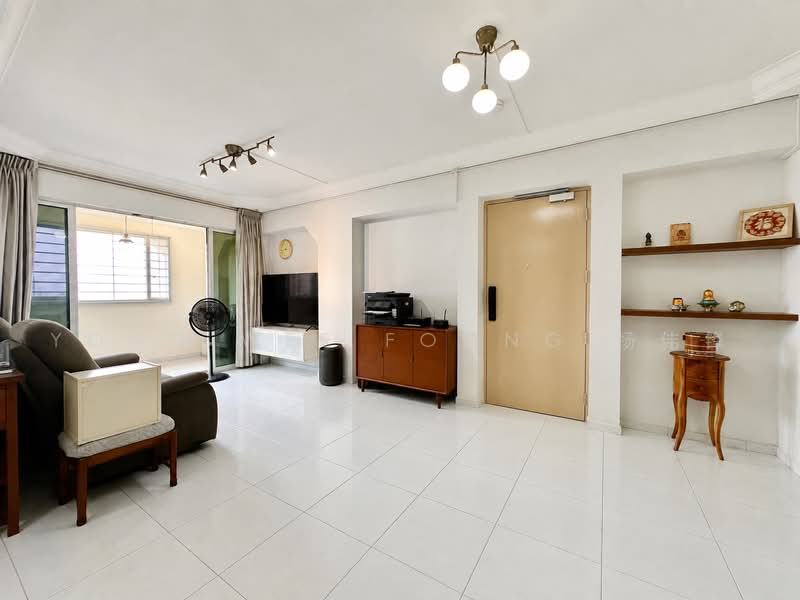 251 Choa Chu Kang Avenue 2, 251 Choa Chu Kang Avenue 2, 4 Bedrooms, 1,345 sqft, HDB Flat For Sale, by Yong Wee Foong 杨伟锋, 500222719 - Living Room - PropertyGuru.com.sg