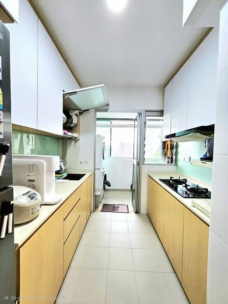 95C Henderson Road, 95C Henderson Road, 2 Bedrooms, 732 sqft, HDB Flat For Sale, by Raymond Tan, 500222734 - Kitchen - PropertyGuru.com.sg