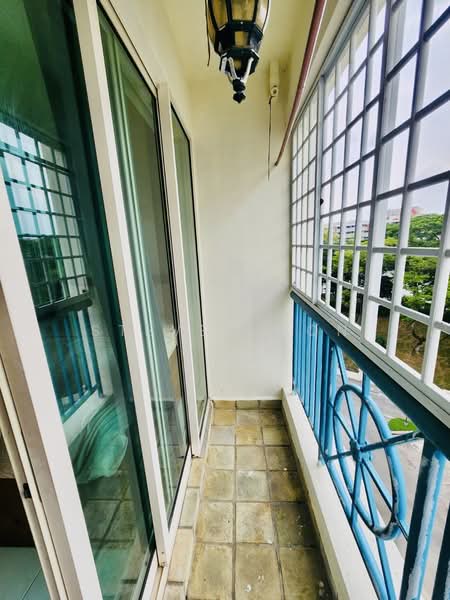 Melville Park, 18 Simei Street 1, Room Rental, 120 sqft, Apartment For Rent, by Steve Voon, 500222755 - Balcony - PropertyGuru.com.sg
