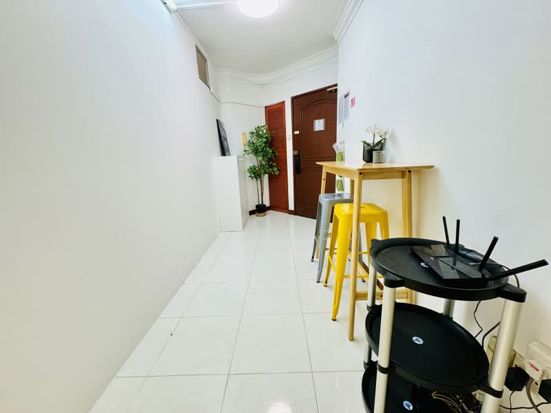 Melville Park, 18 Simei Street 1, Room Rental, 180 sqft, Apartment For Rent, by Steve Voon, 500222758 - Entrance - PropertyGuru.com.sg