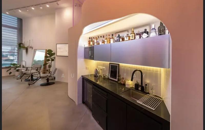 The Central, 6 Eu Tong Sen Street, Boat Quay / Raffles Place / Marina, 614 sqft, Office For Sale, by Paullyn Tay, 500222759 - Interior - CommercialGuru.com.sg