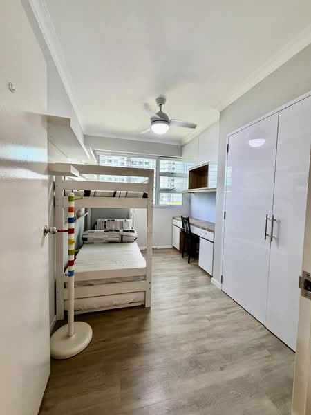 130A Lorong 1 Toa Payoh, 130A Lorong 1 Toa Payoh, 3 Bedrooms, 1,001 sqft, HDB Flat For Rent, by Lily Ho, 500222760 - Bedroom - PropertyGuru.com.sg