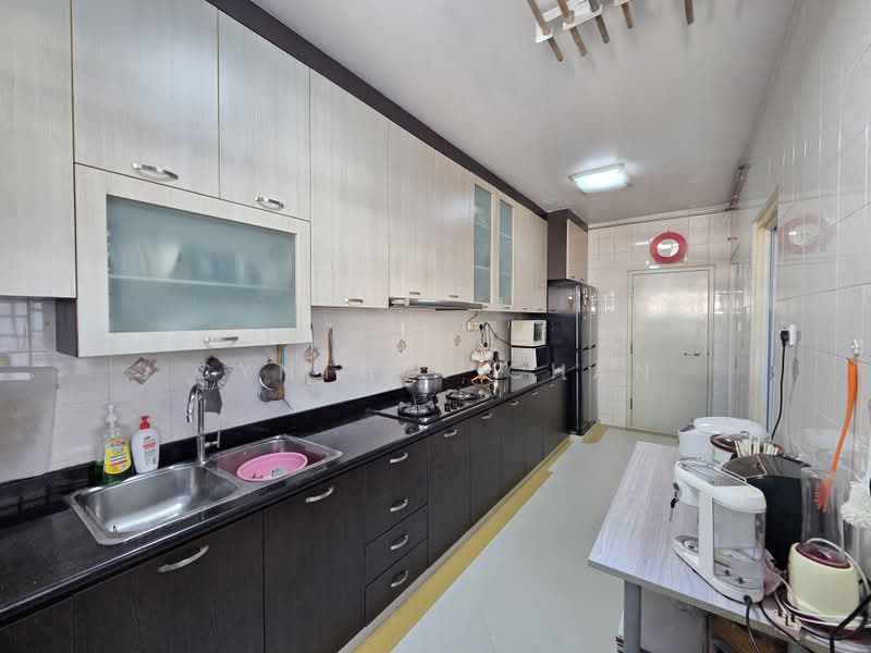 322C Anchorvale Drive, 322C Anchorvale Drive, 3 Bedrooms, 1,184 sqft, HDB Flat For Sale, by Cynthia Chan, 500222767 - Kitchen - PropertyGuru.com.sg