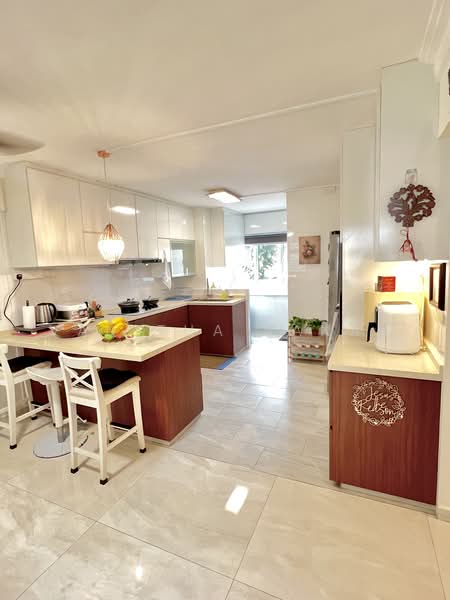 187 Bishan Street 13, 187 Bishan Street 13, 3 Bedrooms, 1,572 sqft, HDB Flat For Sale, by Vanitha Vanan, 500222771 - Kitchen - PropertyGuru.com.sg