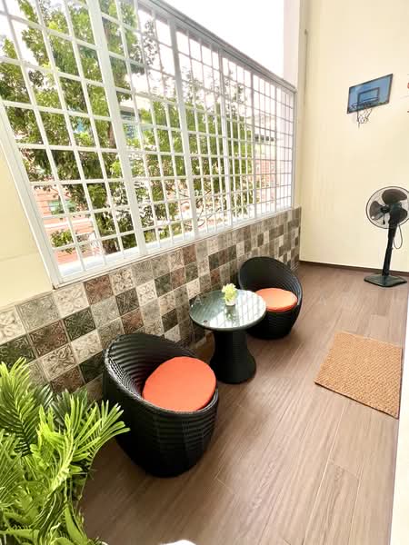 187 Bishan Street 13, 187 Bishan Street 13, 3 Bedrooms, 1,572 sqft, HDB Flat For Sale, by Vanitha Vanan, 500222771 - Balcony - PropertyGuru.com.sg