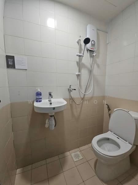The Floravale, 218 Westwood Avenue, Room Rental, 20 sqft, Executive Condominium For Rent, by Winnie Hon, 500222777 - Bathroom - PropertyGuru.com.sg