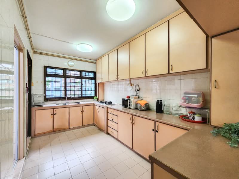 355 Kang Ching Road, 355 Kang Ching Road, 3 Bedrooms, 1,087 sqft, HDB Flat For Sale, by Lawrence Chia, 500222778 - Kitchen - PropertyGuru.com.sg