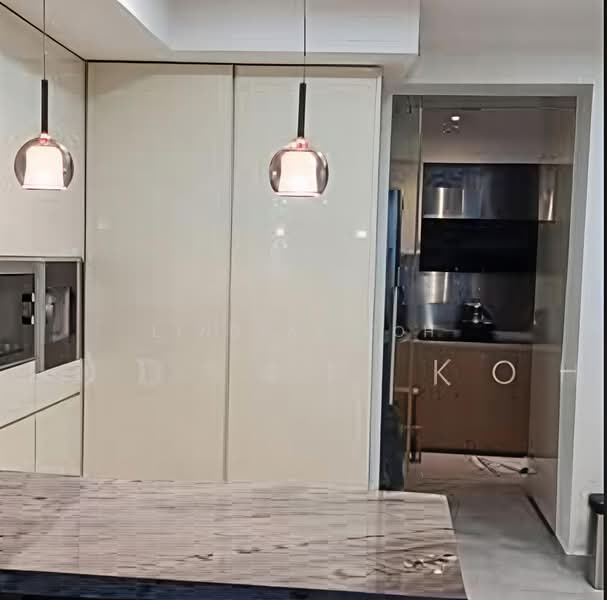 Queensberry Lodge, 11 Shanghai Road, Tanglin / Holland / Bukit Timah, 5 Bedrooms, 1,861 sqft, Apartment For Sale, by Lindsay Koh, 500222785 - PropertyGuru.com.sg