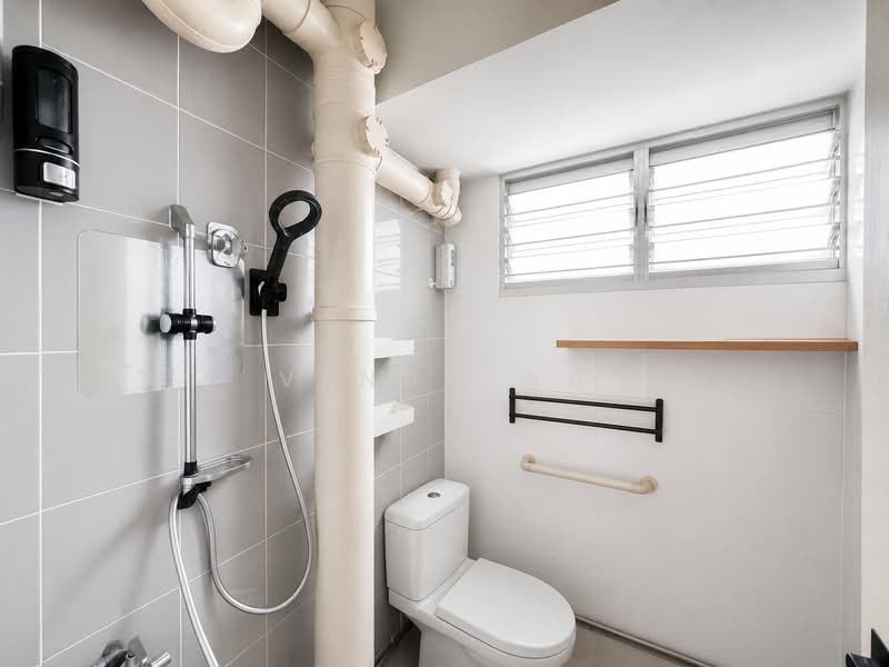 138 Bedok North Street 2, 138 Bedok North Street 2, 2 Bedrooms, 721 sqft, HDB Flat For Sale, by Venus Wu, 500222786 - Common Bathroom - PropertyGuru.com.sg