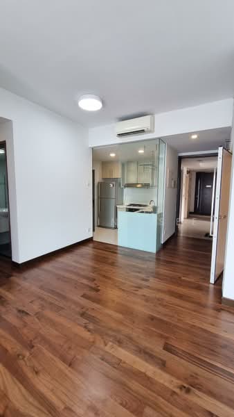 Watermark Robertson Quay, 5 Rodyk Street, 2 Bedrooms, 947 sqft, Apartment For Sale, by Jasmine See, 500222794 - Kitchen - PropertyGuru.com.sg