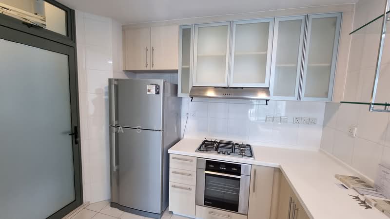 Watermark Robertson Quay, 5 Rodyk Street, 2 Bedrooms, 947 sqft, Apartment For Sale, by Jasmine See, 500222794 - Kitchen - PropertyGuru.com.sg