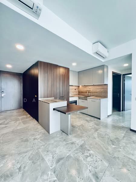 One Pearl Bank, 1 Pearl Bank, 2 Bedrooms, 807 sqft, Condominium For Sale, by Daniel Chan, 500222796 - Kitchen - PropertyGuru.com.sg