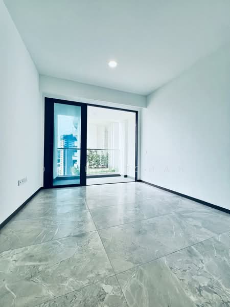 One Pearl Bank, 1 Pearl Bank, 2 Bedrooms, 807 sqft, Condominium For Sale, by Daniel Chan, 500222796 - Balcony - PropertyGuru.com.sg