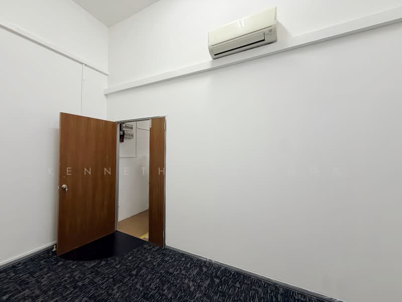 Halcyon 2, 47 Jalan Pemimpin, 222 sqft, Light Industrial (B1) For Rent, by Kenneth Chan 曾伟杰, 500222799 - Interior - CommercialGuru.com.sg