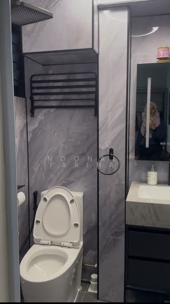 428 Ang Mo Kio Avenue 3, 428 Ang Mo Kio Avenue 3, Room Rental, 100 sqft, HDB Flat For Rent, by Noonal Farina, 500222801 - Bathroom - PropertyGuru.com.sg