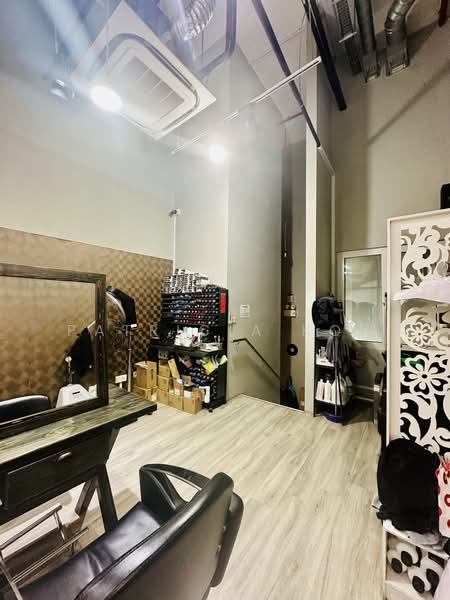 The MidTown, 1189 Upper Serangoon Road, 850 sqft, Mall Shop For Rent, by Patricia Koh, 500222836 - Interior - CommercialGuru.com.sg