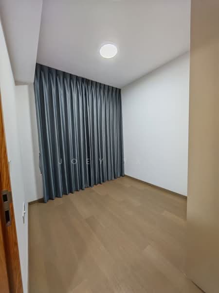 Penrose, 22 Sims Drive, 2 Bedrooms, 700 sqft, Condominium For Sale, by Joey Tan, 500222850 - BedRoom - PropertyGuru.com.sg