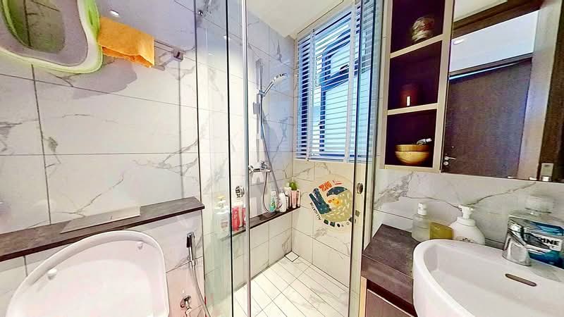 Wilshire Residences, 30 Farrer Road, 3 Bedrooms, 840 sqft, Condominium For Sale, by Jessica Ching, 500222868 - Bathroom - PropertyGuru.com.sg