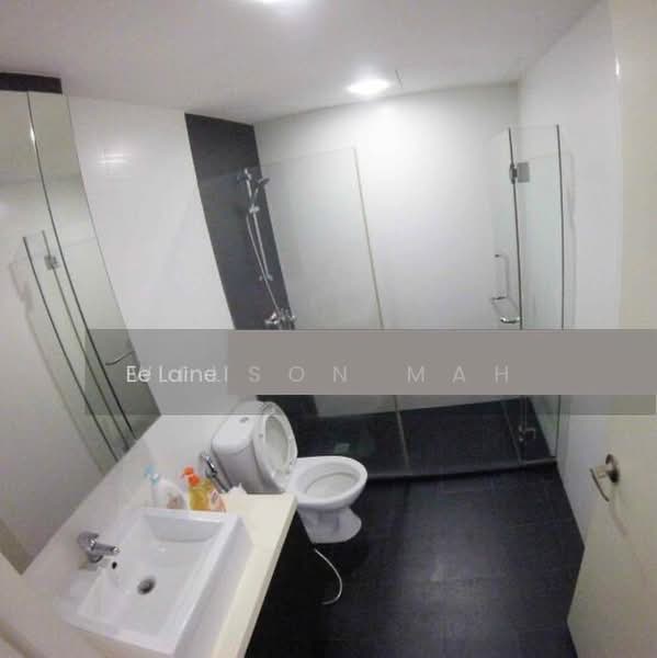 Central Green, 9 Jalan Membina, 1 Bedroom, 764 sqft, Condominium For Sale, by Wilson Mah, 500222889 - Common bathroom - PropertyGuru.com.sg