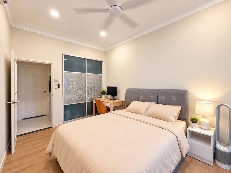 Serangoon Garden Estate, Bridport Avenue, Hougang / Punggol / Sengkang, Room Rental, 350 sqft, Corner Terrace For Rent, by Yeo Yong Peng, 500222890 - Bedroom - PropertyGuru.com.sg