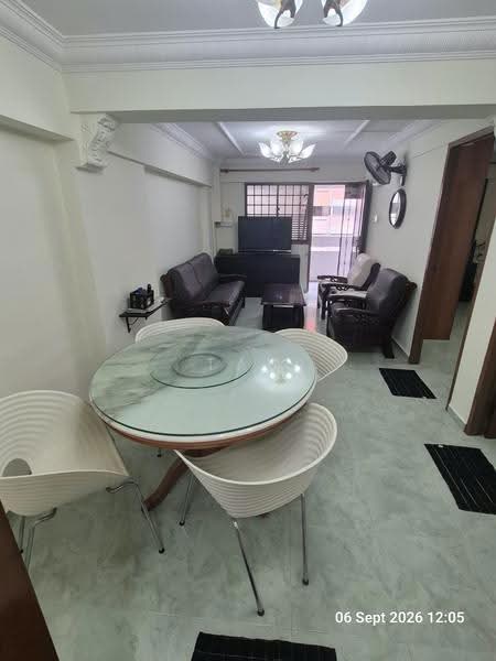 2 Tanjong Pagar Plaza, 2 Tanjong Pagar Plaza, Chinatown / Tanjong Pagar, 2 Bedrooms, 635 sqft, HDB Flat For Rent, by Tan Choon Cheong, 500222896 - Living Room - PropertyGuru.com.sg