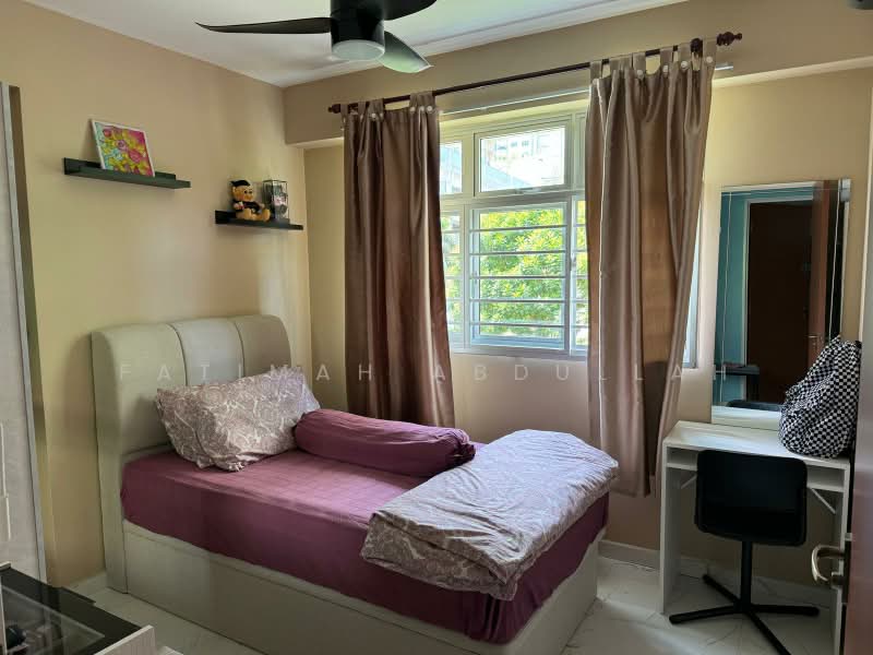 107C Canberra Street, 107C Canberra Street, Sembawang / Yishun, 2 Bedrooms, 722 sqft, HDB Flat For Sale, by FATIMAH ABDULLAH, 500222898 - Common Bedroom - PropertyGuru.com.sg