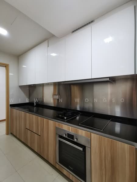 Cityscape at Farrer Park, 101 Mergui Road, 2 Bedrooms, 969 sqft, Condominium For Rent, by Wiewien Wongso, 500222920 - Kitchen - PropertyGuru.com.sg