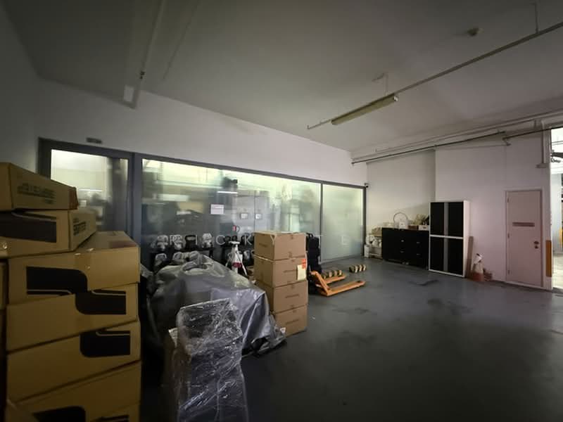 One Commonwealth, 1 Commonwealth Lane, 7,000 sqft, Light Industrial (B1) For Rent, by Ricky Teo, 500222933 - Interior - CommercialGuru.com.sg