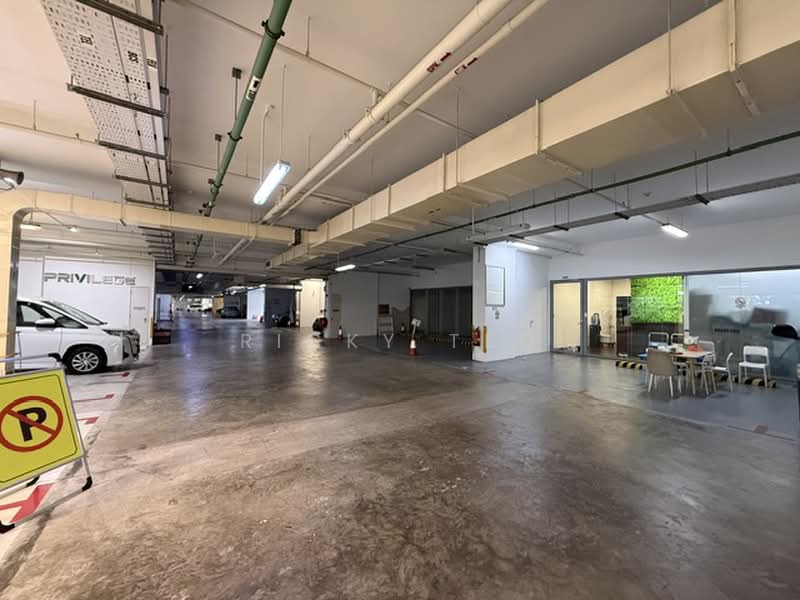 One Commonwealth, 1 Commonwealth Lane, 7,000 sqft, Light Industrial (B1) For Rent, by Ricky Teo, 500222933 - Car Park - CommercialGuru.com.sg