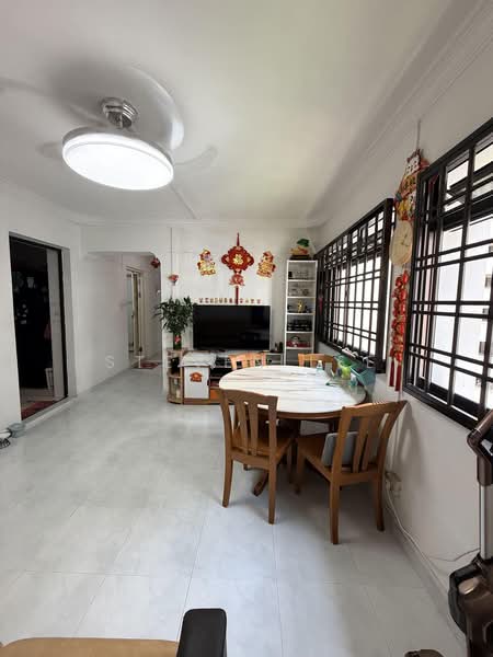 699C Hougang Street 52, 699C Hougang Street 52, 3 Bedrooms, 1,076 sqft, HDB Flat For Sale, by Steven Lee, 500222941 - Living Room - PropertyGuru.com.sg