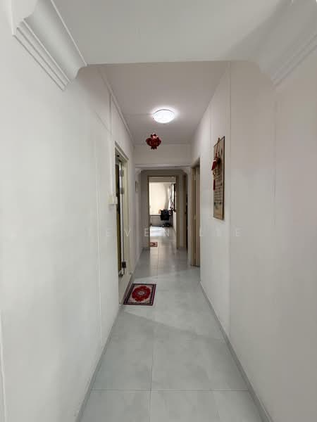 699C Hougang Street 52, 699C Hougang Street 52, 3 Bedrooms, 1,076 sqft, HDB Flat For Sale, by Steven Lee, 500222941 - Corridor - PropertyGuru.com.sg