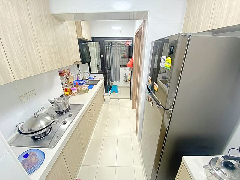 419D Northshore Drive, 419D Northshore Drive, 2 Bedrooms, 721 sqft, HDB Flat For Sale, by Eugene Chen, 500222943 - Kitchen - PropertyGuru.com.sg