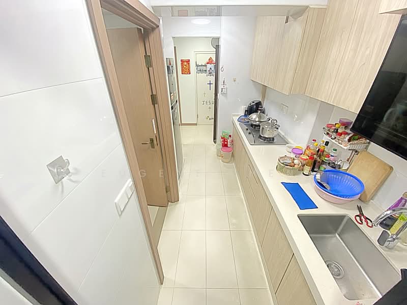 419D Northshore Drive, 419D Northshore Drive, 2 Bedrooms, 721 sqft, HDB Flat For Sale, by Eugene Chen, 500222943 - Kitchen - PropertyGuru.com.sg