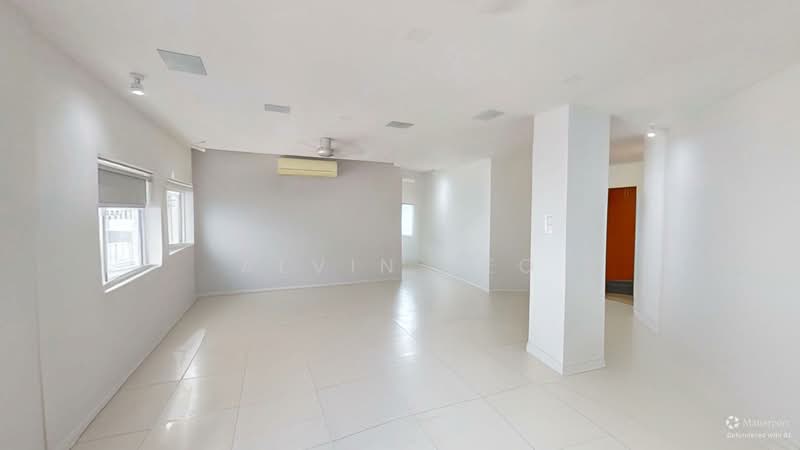 55 Tiong Bahru Road, 55 Tiong Bahru Road, 3 Bedrooms, 1,238 sqft, Walk-up Apartment For Sale, by Alvin Yeo, 500222945 - Living Room - PropertyGuru.com.sg