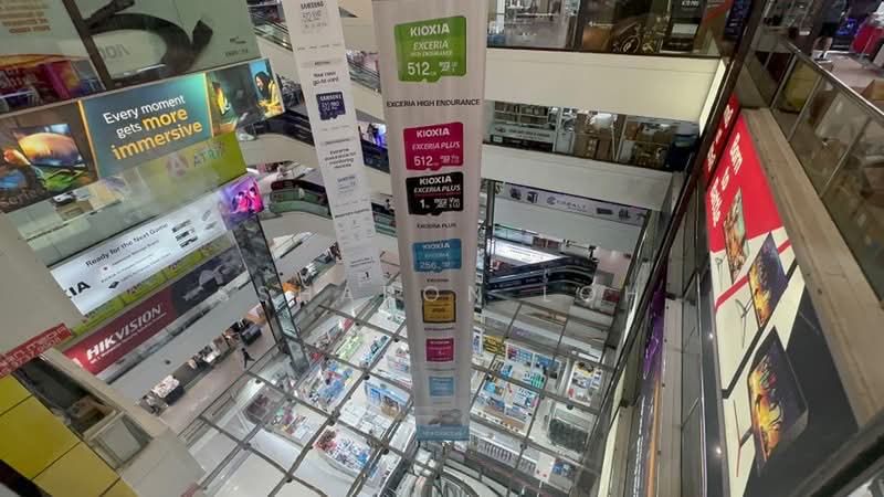 Sim Lim Square, 1 Rochor Canal Road, 301 sqft, Mall Shop For Rent, by Ssharon Loh, 500222955 - CommercialGuru.com.sg