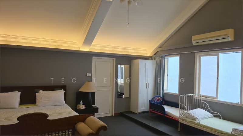 Serangoon Garden Estate, 10 Crowhurst Drive, 5 Bedrooms, 5,000 sqft, Semi-Detached House For Sale, by Teo Teng Teng, 500222956 - PropertyGuru.com.sg