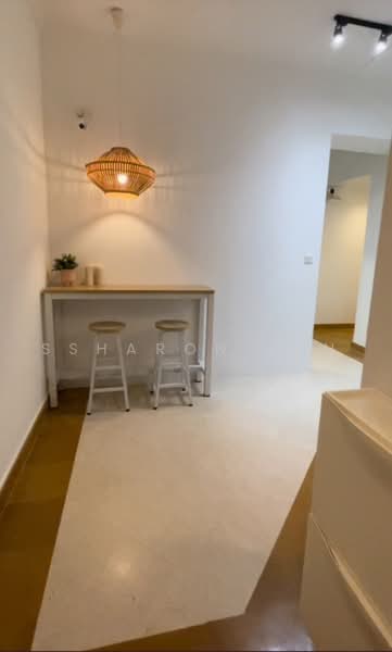 Emerald Garden, , 1 Bedroom, , Condominium For Rent, by Ssharon Loh, 500222958 - PropertyGuru.com.sg