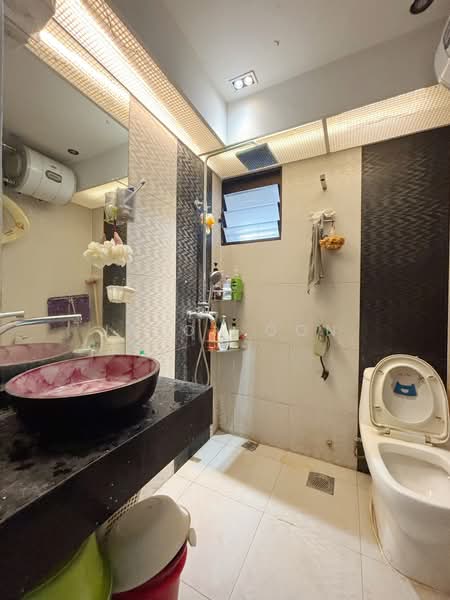 441D Fernvale Road, 441D Fernvale Road, 3 Bedrooms, 1,012 sqft, HDB Flat For Sale, by Jason Oon, 500222967 - Bathroom - PropertyGuru.com.sg