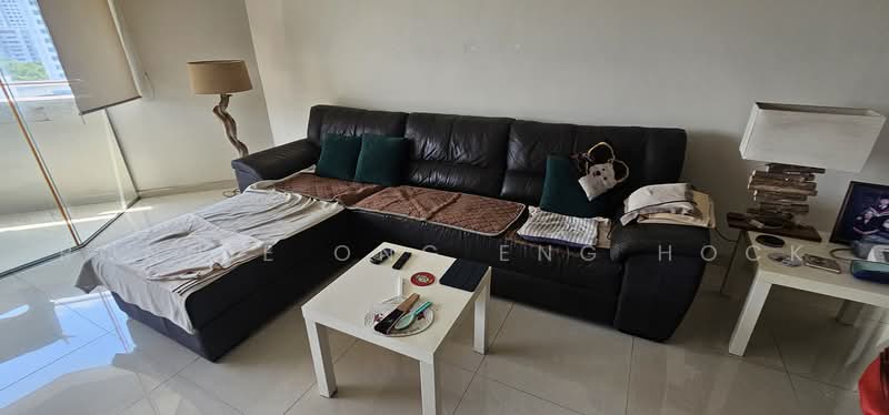 Ivory Heights, Jurong East Street 13, 3 Bedrooms, 1,700 sqft, Condominium For Rent, by Ronnie Ong Eng Hock, 500222975 - Living Room - PropertyGuru.com.sg